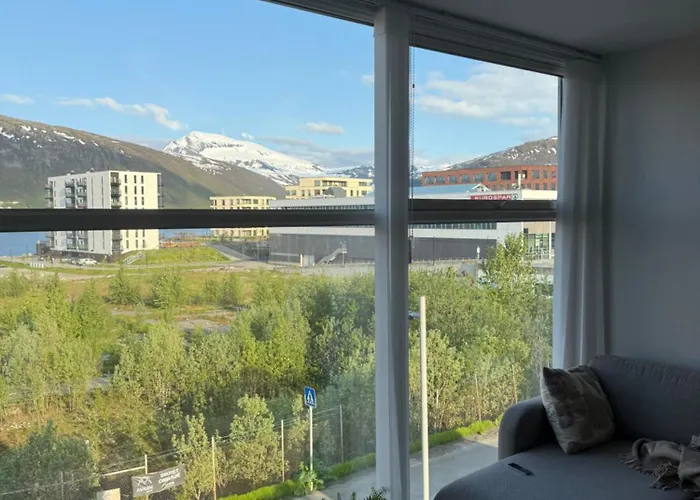Apartment 3rd Floor With View